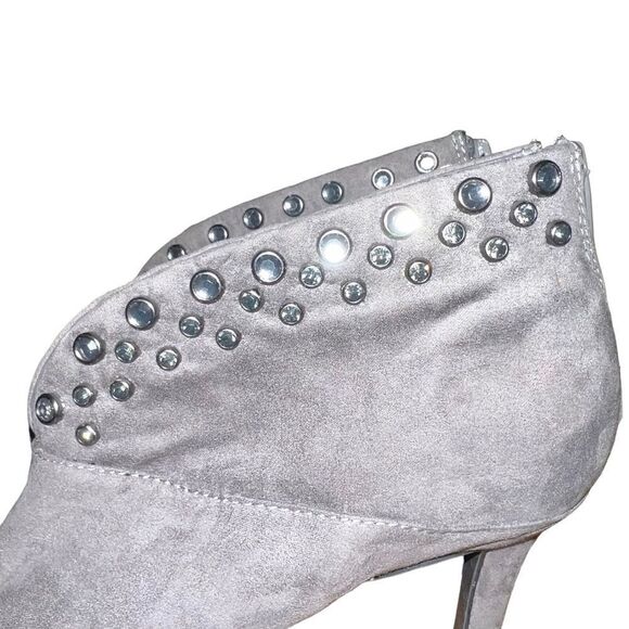 Nicole faux suede grey booties with back heel zip size 6 - Picture 7 of 9